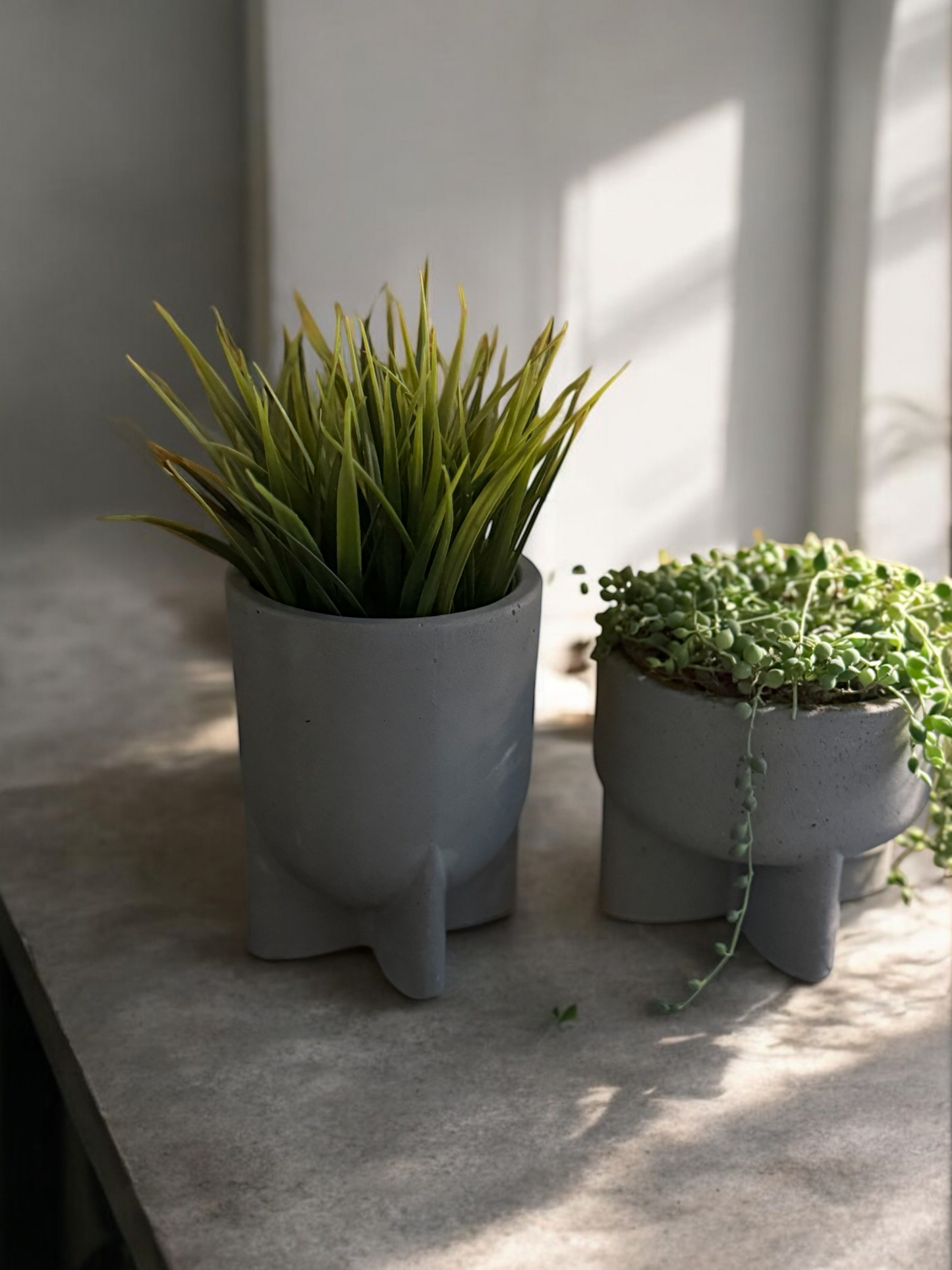 Bare Como Vessels
