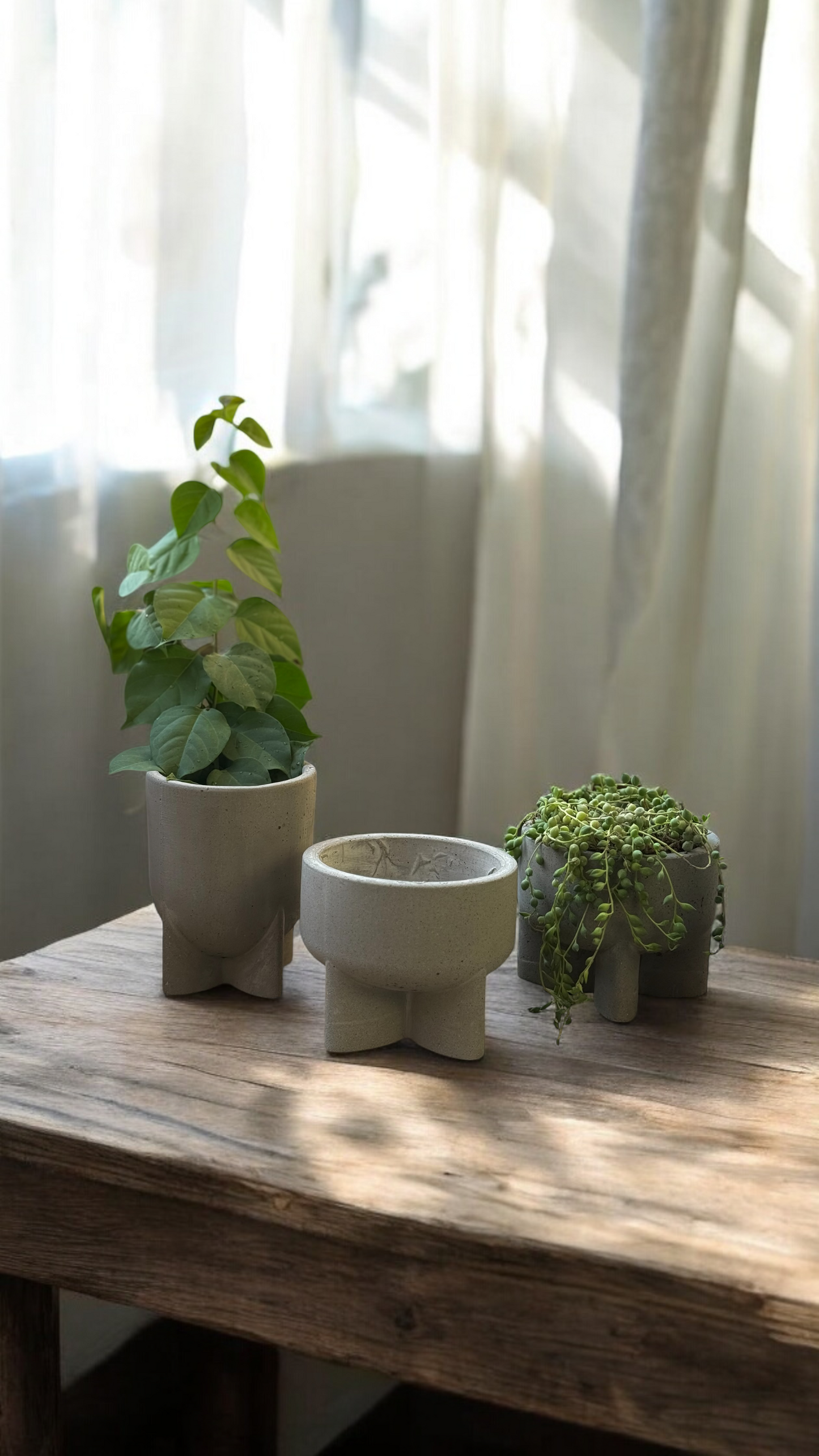 Bare Como Vessels