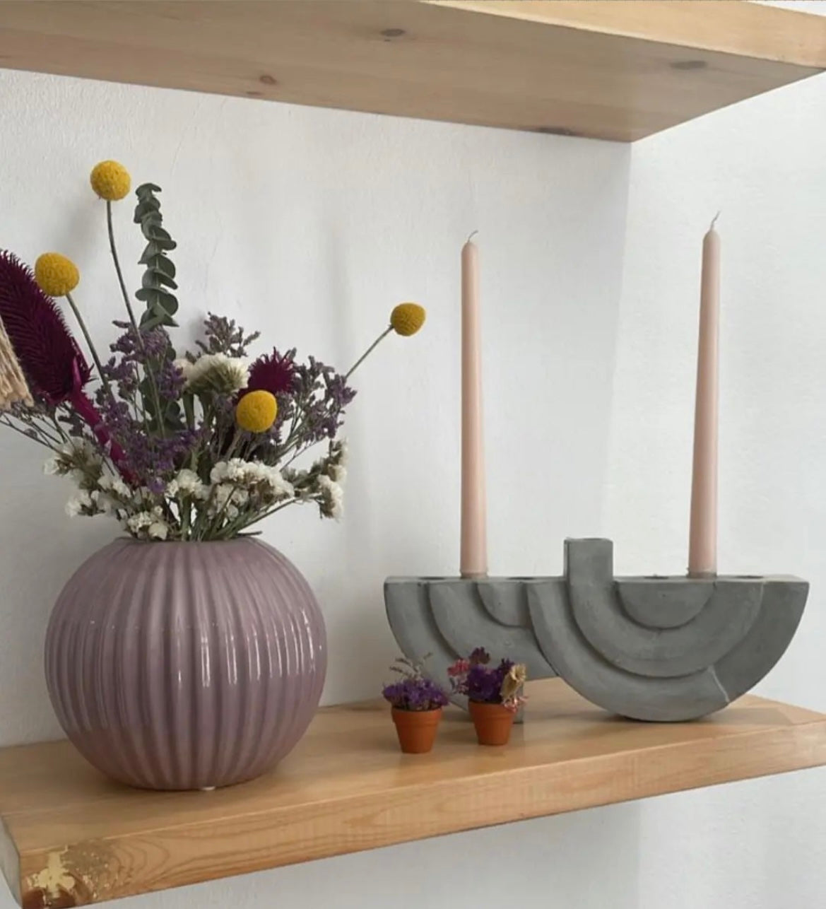 Flared taper candles holder