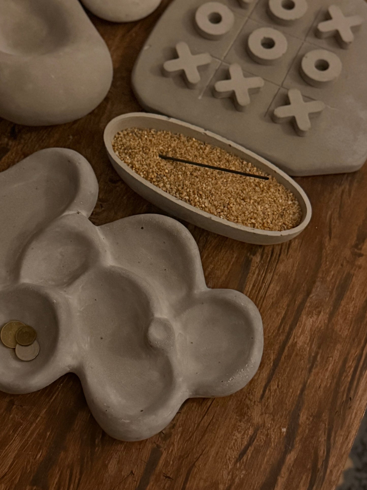 Sand Arc Oval Incense Holder