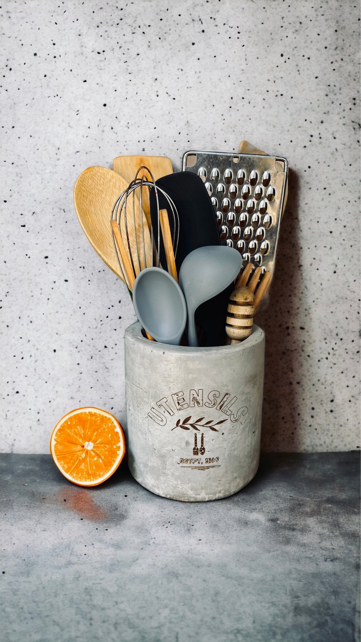 Utensils Holder