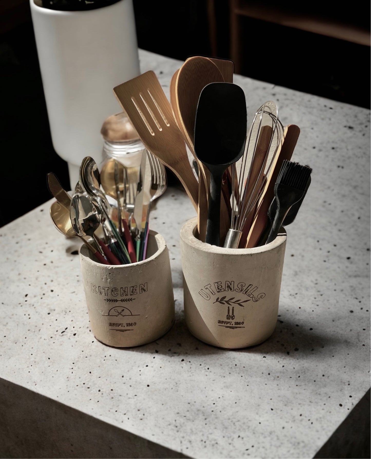 Utensils Holder