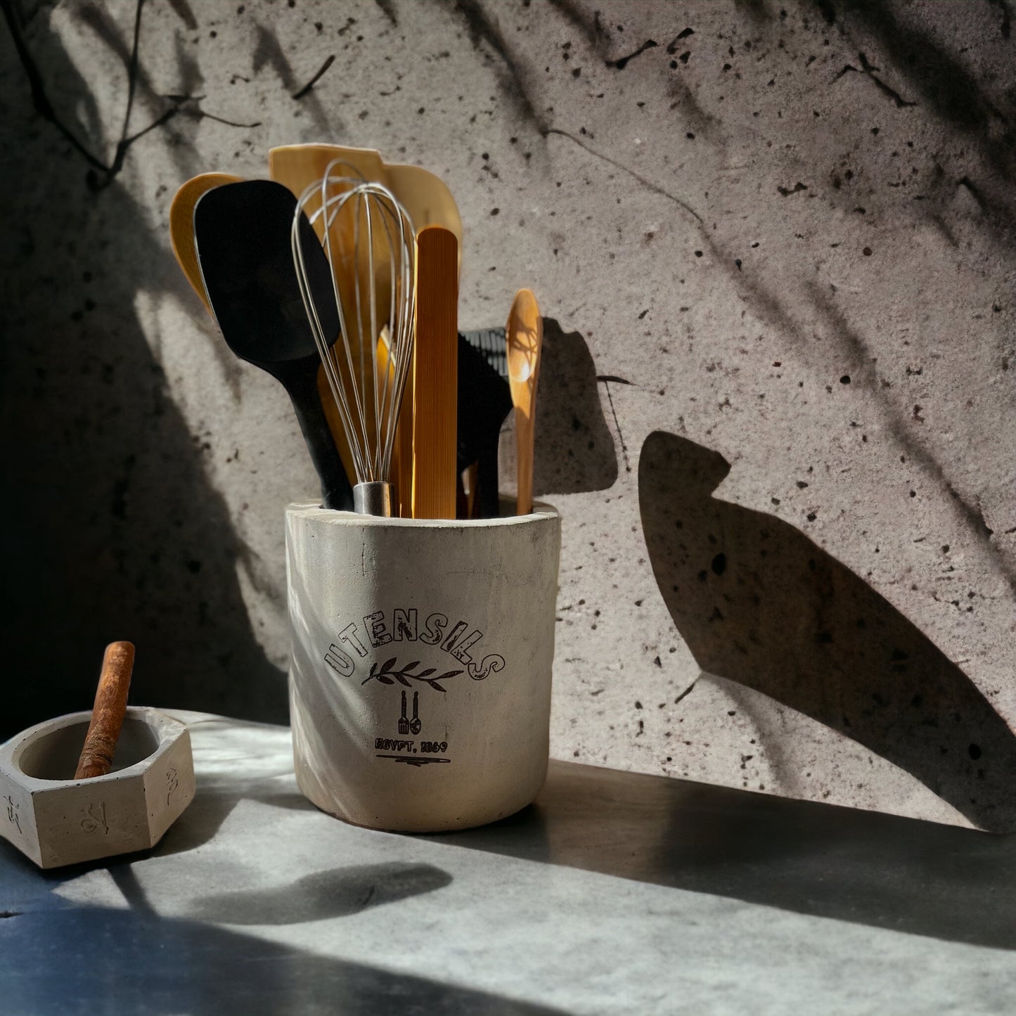 Utensils Holder