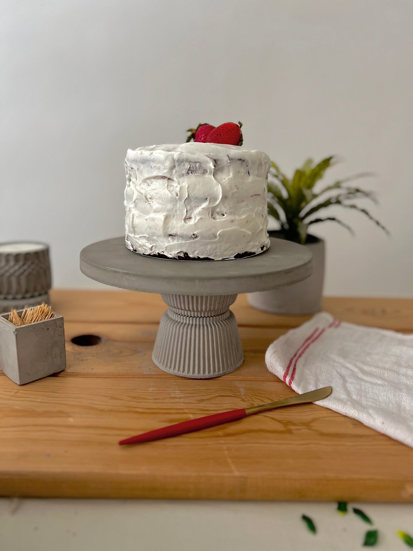 Double Concrete Cake Stands