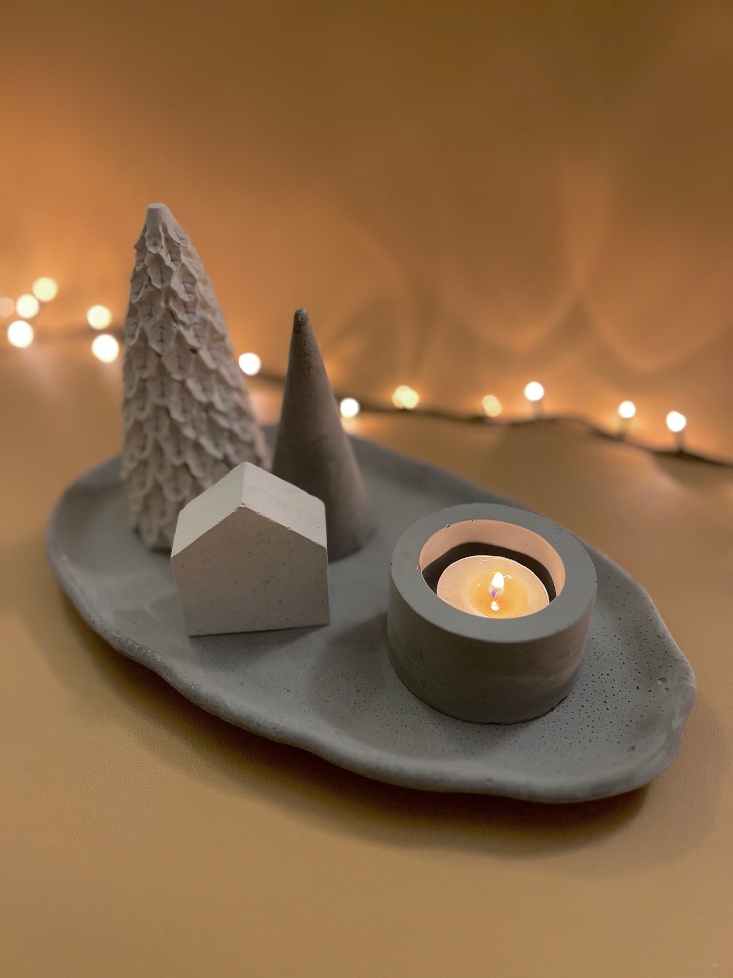 Christmas Oval/Candle set